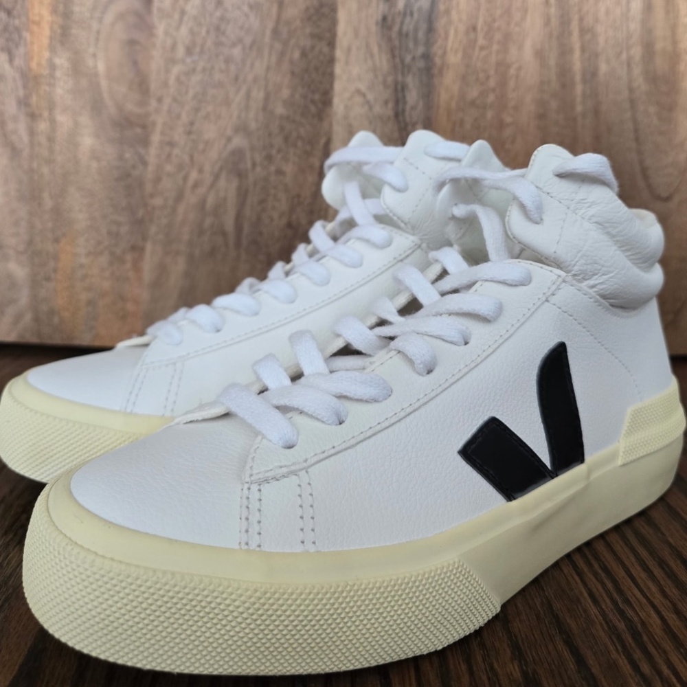Veja Minotaur High Top (Women’s) 6